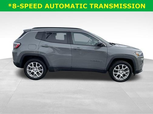 2024 Jeep Compass Latitude Lux
