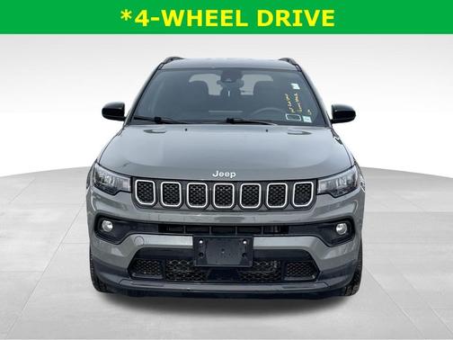 2024 Jeep Compass Latitude Lux
