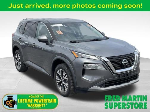 Gun Metallic 2022 Nissan Rogue SV