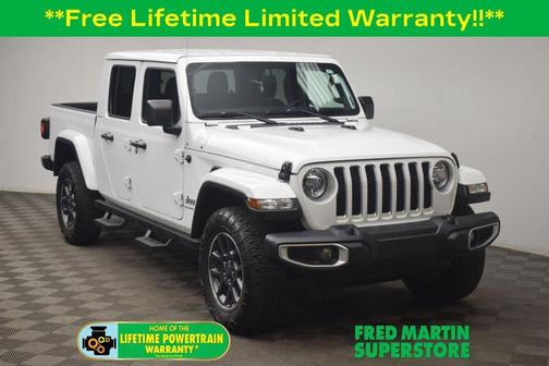 Bright White Clearcoat 2023 Jeep Gladiator Overland
