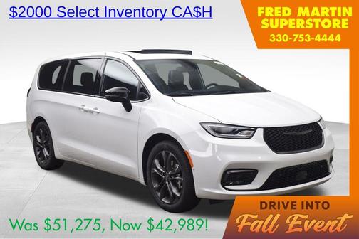 2026 Chrysler Pacifica Select