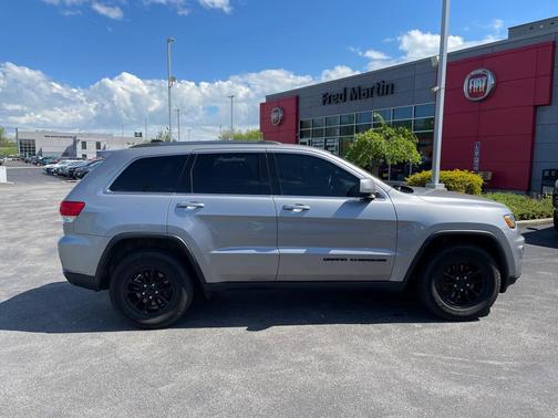 2018 Jeep Grand Cherokee Laredo E