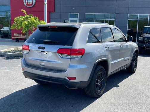 2018 Jeep Grand Cherokee Laredo E