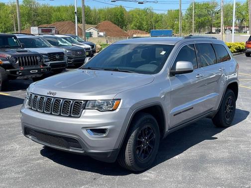 2018 Jeep Grand Cherokee Laredo E