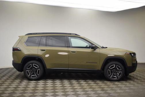 41 2026 Jeep Cherokee LAREDO/LIMITED