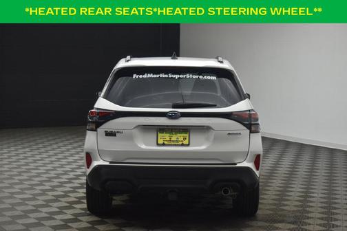 Crystal White Pearl 2025 Subaru Forester Touring