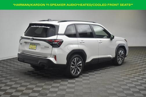 Crystal White Pearl 2025 Subaru Forester Touring