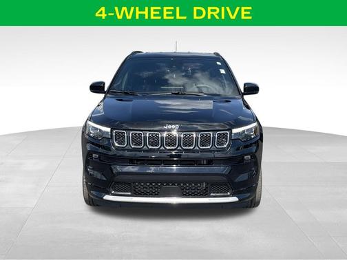 Diamond Black 2023 Jeep Compass Limited
