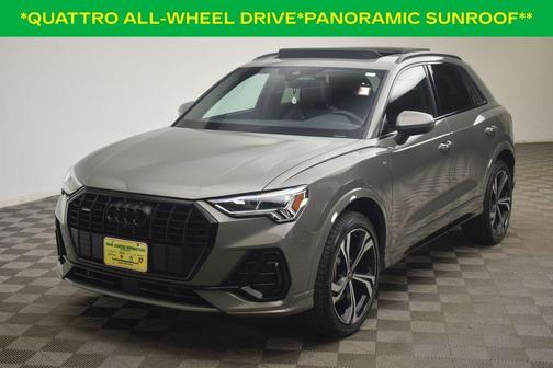 Chronos Gray Metallic 2023 Audi Q3 45 S line Premium