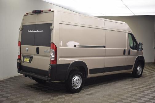 Sandstone Pearlcoat 2026 RAM ProMaster 2500 High Roof