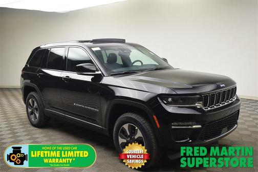 2025 Jeep Grand Cherokee 4xe Base