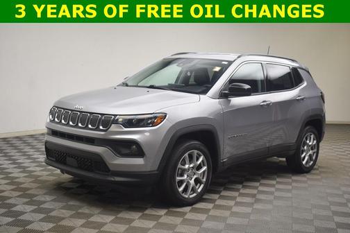 2022 Jeep Compass Latitude Lux