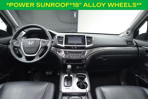 Crystal Black Pearl 2016 Honda Pilot EX-L w/ Navigation