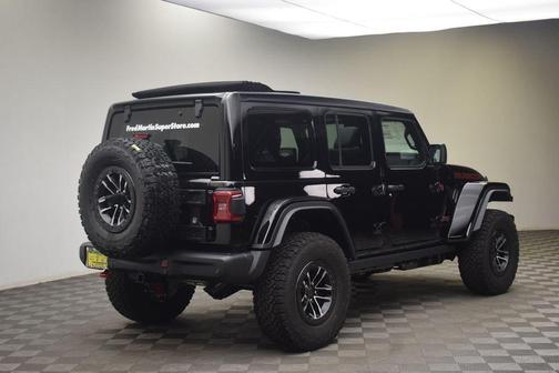 Black Clearcoat 2027 Jeep Wrangler Rubicon X