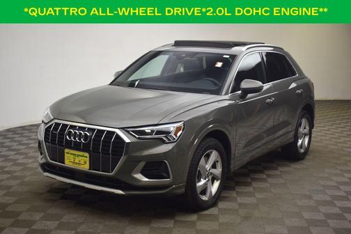 Chronos Gray Metallic 2022 Audi Q3 40 Premium