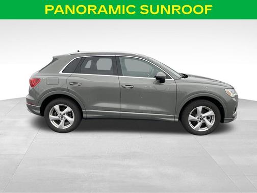 2022 Audi Q3 40 Premium