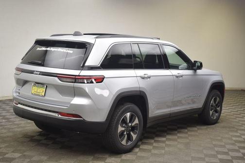 2025 Jeep Grand Cherokee 4xe Base