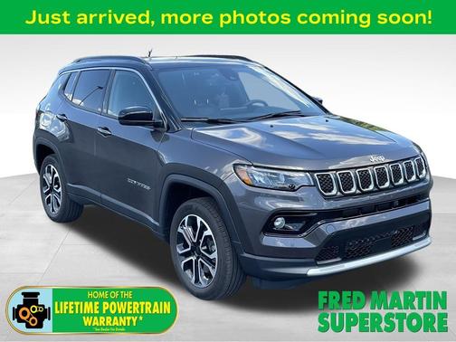 Granite Crystal Clearcoat Metallic 2023 Jeep Compass Limited