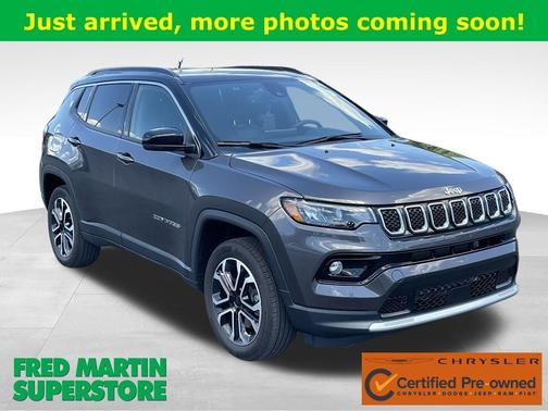 Granite Crystal Clearcoat Metallic 2023 Jeep Compass Limited