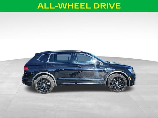 2021 Volkswagen Tiguan 2.0T SE R-Line Black