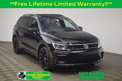 Deep Black Pearl Effect 2021 Volkswagen Tiguan 2.0T SE R-Line Black