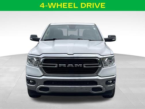 Bright White Clearcoat 2020 RAM 1500 Big Horn