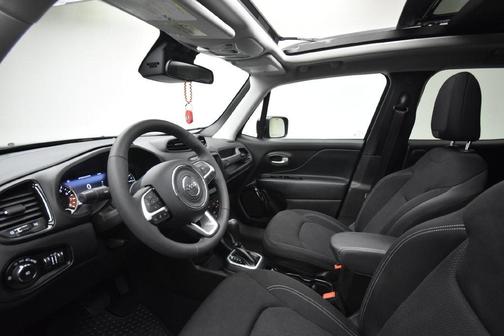 Slate Blue Pearlcoat 2023 Jeep Renegade Altitude