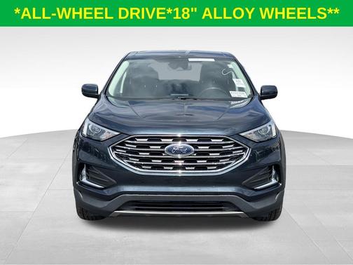 Blue Metallic 2022 Ford Edge SEL