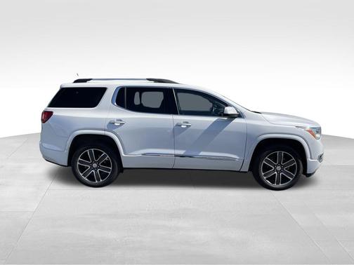 White Frost Tri-Coat 2019 GMC Acadia Denali
