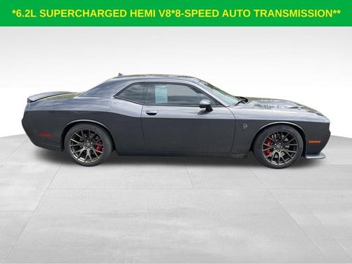 Granite Crystal Clearcoat Metallic 2016 Dodge Challenger SRT Hellcat