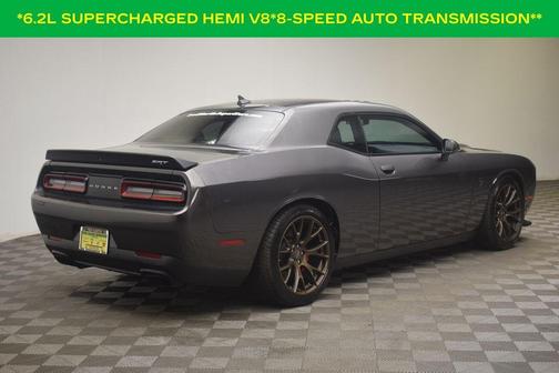 Granite Crystal Clearcoat Metallic 2016 Dodge Challenger SRT Hellcat