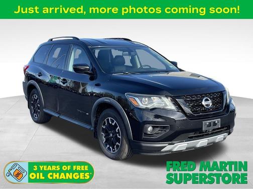 2019 Nissan Pathfinder SV
