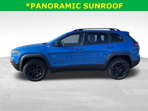 2022 Jeep Cherokee Trailhawk