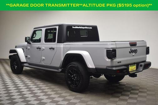 2022 Jeep Gladiator Sport