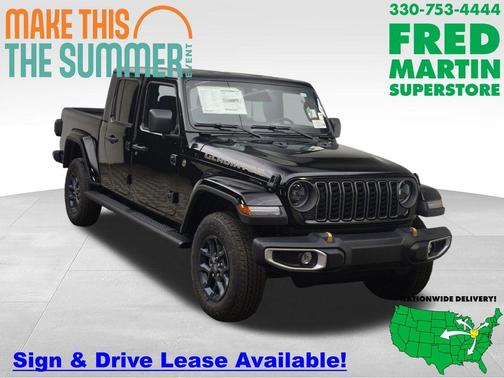 Black Clearcoat 2026 Jeep Gladiator 85th Anniversary Edition