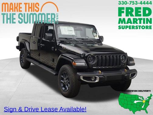 Black Clearcoat 2026 Jeep Gladiator 85th Anniversary Edition