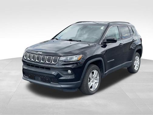 Diamond Black 2022 Jeep Compass Latitude
