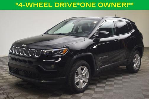 Diamond Black 2022 Jeep Compass Latitude