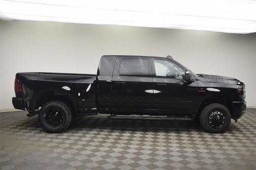 2025 RAM 3500 Laramie