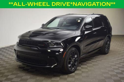 DB Black Crystal Clearcoat 2023 Dodge Durango R/T
