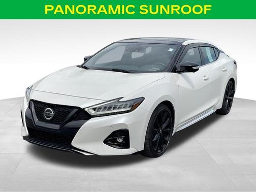 White 2021 Nissan Maxima SR