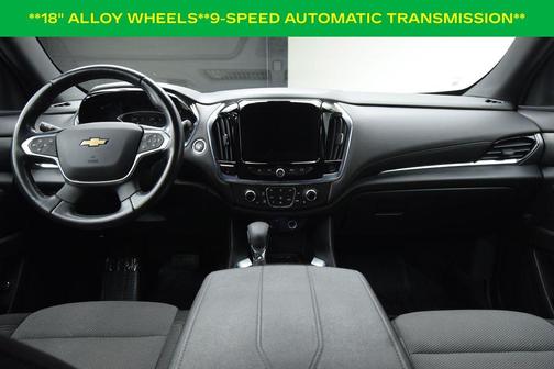 2022 Chevrolet Traverse LT Cloth