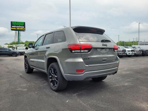 2020 Jeep Grand Cherokee Altitude