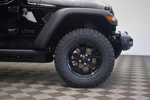 Black Clearcoat 2026 Jeep Wrangler Sport