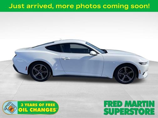 2024 Ford Mustang EcoBoost