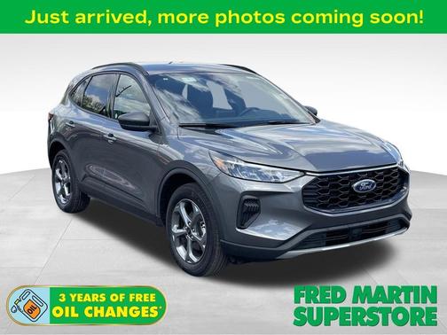 Gray Metallic 2025 Ford Escape ST-Line