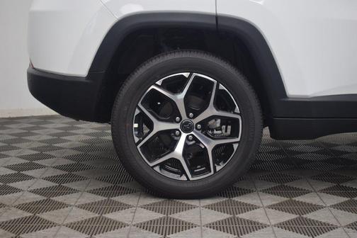 Bright White Clearcoat 2026 Jeep Compass Limited