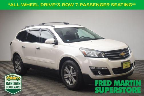 White Diamond Clearcoat 2015 Chevrolet Traverse 1LT