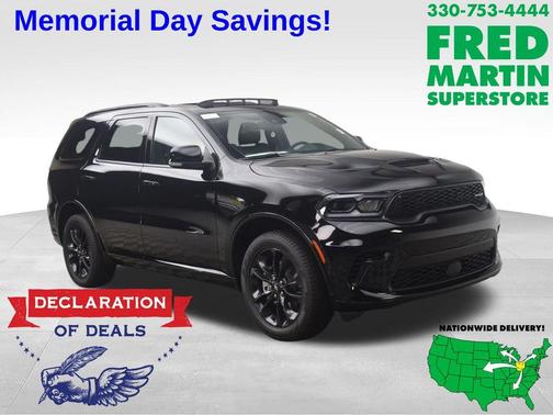 DB Black Crystal Clearcoat 2026 Dodge Durango GT