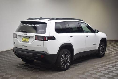 Bright White Clearcoat 2026 Jeep Cherokee LAREDO/LIMITED